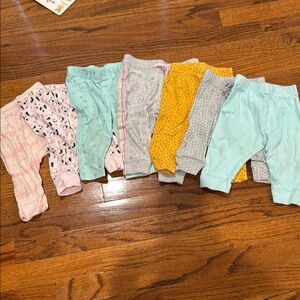 Bundle of 7 Baby girls Pants 3-6 months